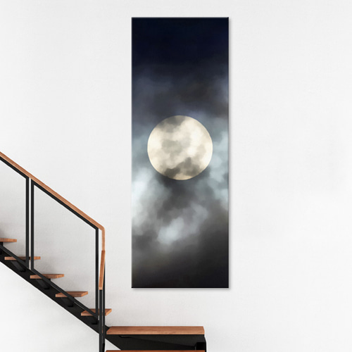 캔버스액자 액자 인테리어액자 풍경 밤 어둠 자연 하늘 안개 문 우주 ggct402-짙은구름속의달 대형노프레임